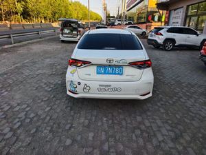 Auto Usado de <span class=keywords><strong>Segunda</strong></span> <span class=keywords><strong>Mano</strong></span>, <span class=keywords><strong>Toyota</strong></span> <span class=keywords><strong>Corolla</strong></span> <span class=keywords><strong>2021</strong></span>, 1.2T Turbo S-CVT, Sedán Automático Elite con Techo Corredizo, Pantalla Táctil, TPMS, Cámara Trasera - Product Image 4