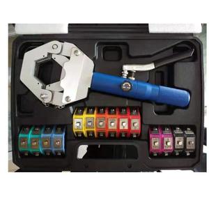 Machine à sertir les flexibles portable, manuelle, hydraulique, en acier, pour climatisation automobile, avec pinces à tuyaux intégrées, finition brillante, souple - Product Image 3