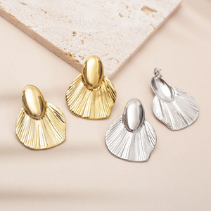 Nouvelle Arrivée 2025 – Boucles d'Oreilles Simples pour Femme, Tendance Géométrique en Alliage de Zinc, Style Classique pour Anniversaire - Product Image 3