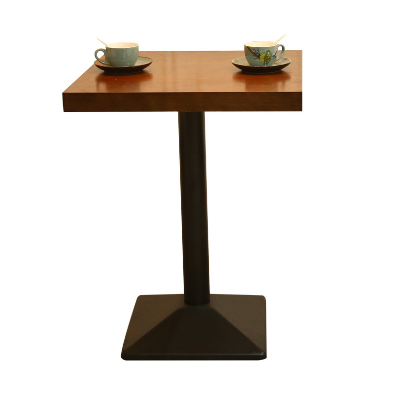 Mesa cuadrada