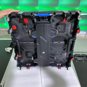 Écrans publicitaires numériques portables extérieurs PushunLED La scène de location à grand écran affiche la signalisation numérique large gamme de couleurs P1.953 P2.604 - Product Image 1