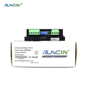 มอเตอร์ไฮบริด Runcin Original 23 2 เฟส 82 มม. ชุดไดรเวอร์ 4.2A แรงบิด 2.2 นิวตันเมตร 312 ออนซ์-นิวตัน พร้อมเพลาและหน้าจอ HMI - Product Image 1