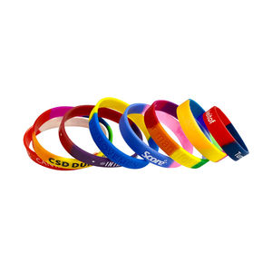 新しいデザインカスタムシリコーンブレスレット広告ギフトセグメント虹シリコンリストバンド - Product Image 1