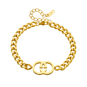 Pulsera con Dije de Corazón LOVE en Acero Inoxidable con Baño de Oro PVD de 18K, Varios Diseños Disponibles para Mujer |   Hipoalergénico, Duradero e Impermeable - Product Image 5