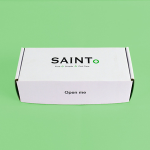 Boîte d'expédition ondulée personnalisée <span class=keywords><strong>pour</strong></span> t-shirt, vêtements, paquet cadeau cosmétique gaufré <span class=keywords><strong>pour</strong></span> les boutiques en ligne à utiliser avec des chaussettes - Product Image 3