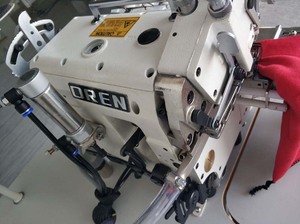 Machine à coudre industrielle automatique RNEX6-4D OREN programmable en acier inoxydable à grande vitesse, à moteur unique, pour col rond de t-shirt - Product Image 3
