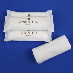 China Manufacturer 25*25 cm Flight Airplane Fresh Wet <strong>Small</strong> <strong>Hand</strong> <strong>Towel</strong> - Product Image 5