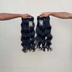 Lots de Cheveux Ondulés Naturels Non Traités du Temple Indien, Vente en Gros, Extensions de Cheveux Humains Naturels Bruts de Vison du Temple Indien, Fournisseurs de Tissages de Cheveux - Product Image 2