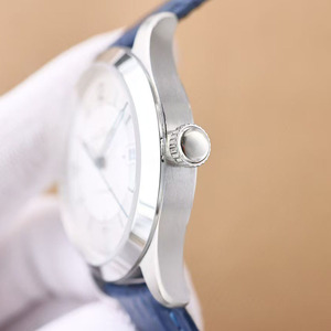 นาฬิกาข้อมือผู้ชายสไตล์มินิมอลพร้อมฟังก์ชันแสดงวันที่ บอกเวลาแม่นยำ เหมาะสำหรับโอกาสทางธุรกิจและโอกาสทั่วไป - Product Image 5