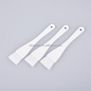 Pinceaux en plastique pour application de masque facial doux de qualité supérieure, brosse en plastique pour application de masque d'argile pour un usage corporel pour un usage quotidien en Salon de beauté - Product Image 4