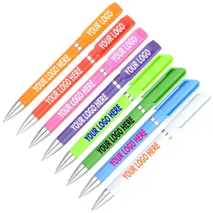 Aangepaste Groothandel Solid Wide Clip Twist Promotionele Plastic Balpennen-Gepersonaliseerde Inkt Custom Bedrijf Logo Balpen