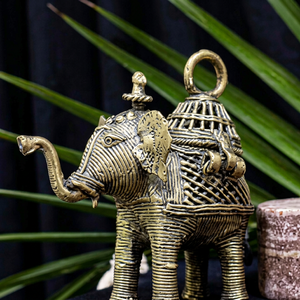 Antique <b>Elephant</b> Metal Craft Keychain Ornament Resin Figurine with Ring Pendant for <b>Gift</b> Decor - Product Image 1