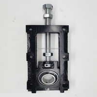 Tensor de Banda Transportadora UCTM203 de Alta Calidad, 17 mm, con Doble Rodamiento y Bloque de Hierro Fundido UCTM203A