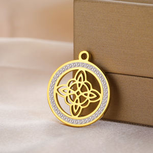 Abalorios redondos con nudo <span class=keywords><strong>de</strong></span> bruja <span class=keywords><strong>de</strong></span> circón transparente para collar, pendientes, fabricación <span class=keywords><strong>de</strong></span> joyas, colgantes <span class=keywords><strong>de</strong></span> amuleto <span class=keywords><strong>de</strong></span> <span class=keywords><strong>brujería</strong></span> <span class=keywords><strong>de</strong></span> Color dorado <span class=keywords><strong>de</strong></span> acero inoxidable - Product Image 2