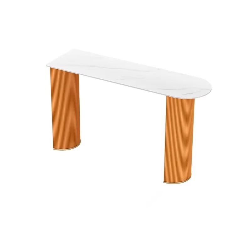 Bar: 180*40*105 [piedi arancioni bianchi montagna neve]]