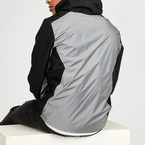 เสื้อแจ็คเก็ตกันลมสะท้อนแสงสำหรับผู้ชาย แฟชั่นขายดี ผลิตตามสั่ง ผ้าโพลีเอสเตอร์ 100% เหมาะสำหรับกิจกรรมกลางแจ้ง ขายส่ง - Product Image 3