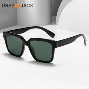 Gafas de Sol Cuadradas Extra Grandes Unisex, Montura Negra de PC, Lentes TAC con Protección UV400 Tipo 3, Estilo Urbano - Product Image 2