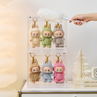 Échantillon à faible quantité minimale de commande fourni stocké de haute qualité carré PS en plastique suspendu boîte de rangement empilable jouet vitrine pour Labubu