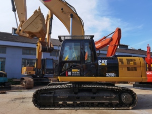 Excavatrice sur chenilles hydraulique CAT 325DL d'occasion de haute qualité, 25 tonnes, Caterpillar 325D, pour travaux de terrassement lourds et exploitation minière - Product Image 1