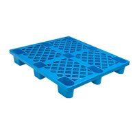 Palette en plastique à faible MOQ, 4 pieds de support, tapis antidérapant en plastique pour le stockage au sol en entrepôt et la protection des marchandises