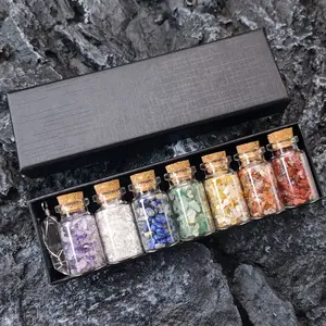Garrafa de cascalho, pedra natural colorida cristal colorido sete chakra garrafa de desejar aromaterapia garrafa de ornamento conjunto de combinação