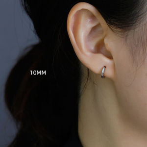 간단하고 맞춤 제작 가능한 변색 방지 패션 주얼리 여성용 스몰 허기 스테인리스 스틸 도매 18K 골드 도금 후프 귀걸이 - Product Image 6