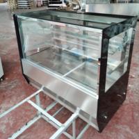 Vitrine Réfrigérée pour Gâteaux avec Refroidissement par Ventilation pour Type de Climat Chaud