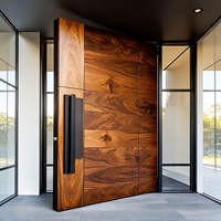 Porte d'entrée pivotante moderne en aluminium avec finition bois personnalisée pour jardin, cour, villa et maison