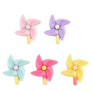 Bonito Cabujón Plano de Resina con Diseño de Molino de Viento para Decoración de Teléfonos, Accesorios DIY y Fabricación de Joyas - Product Image 1