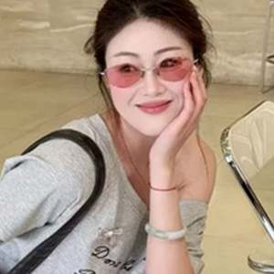 Lunettes de soleil ovales rétro tendance 2025 avec logo personnalisé, verres transparents anti-lumière bleue, protection UV400, en alliage, pour femmes - Product Image 2