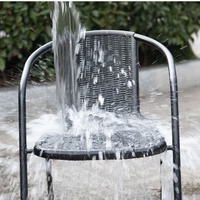 Chaises de salle à manger modernes en plastique pour intérieur/extérieur, empilables, style bistrot, pour terrasse et parc, noires
