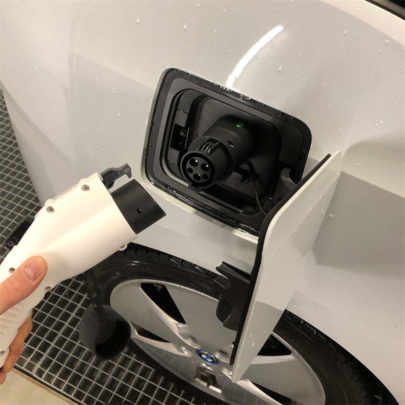 Electric Vehicle Charging Adaptor AC J1772 Charger Plug Type1 to Type2 EV Adapter Type 2 to Type 1 EV Adapter for Electric Car