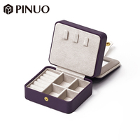 Boîte de rangement pour bijoux en cuir double couche PINUO avec miroir, fermeture à pression, grande capacité, bleu violet, logo personnalisé