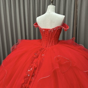 Robe de bal rouge en mousseline de soie pour Quinceañera, avec appliques, décolleté cœur, traîne Watteau, pour fêtes d'anniversaire de 15/16 ans, dentelle et perles - Product Image 3