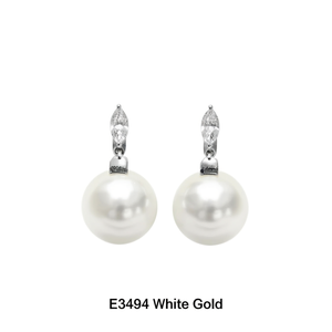 Eleganti orecchini pendenti da donna in oro bianco con perle coltivate, gioielli da sposa classici rotondi - Product Image 1