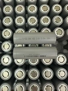 Pin Lithium-ion loại A BAK INR21700 50D 3.6V 5000mAh 18Wh, cung cấp số lượng lớn, dùng cho bộ pin tự chế & trạm điện di động - Product Image 3