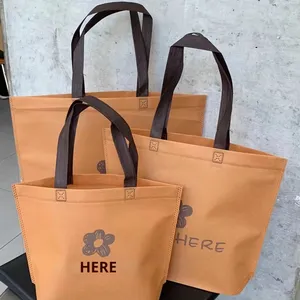 Bolsa de Tela No Tejida Personalizada con Logotipo, Tamaño Personalizado, Cierre de Broche Oculto, Diseño de Alta Gama y Moderno con Patrón de Letras - Product Image 2