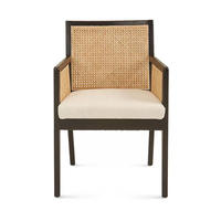 Chaise de salle à manger de style nordique, structure en bois avec assise en rotin naturel tressé, siège décoratif d'intérieur adapté à divers scénarios de repas