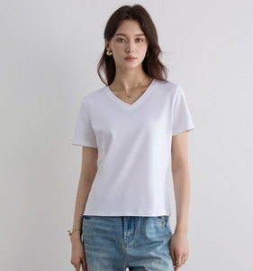 Camiseta de Cuello en V para Mujer, 75% Algodón Mercerizado, 25% Poliéster, Etiqueta Personalizada, 240 g/m², Camisetas Lisas de Algodón Pima para Damas - Product Image 4