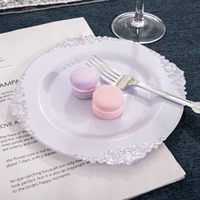 50 assiettes à dessert jetables en plastique robuste, blanches et à bord argenté, de 7,5 pouces, pour mariages et fêtes