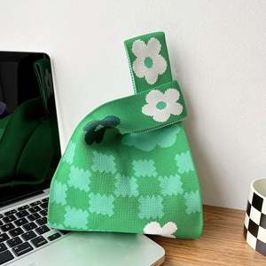 Sac fourre-tout en tricot imprimé tendance 2023, petite capacité, sac fourre-tout personnalisé en tricot - Product Image 3