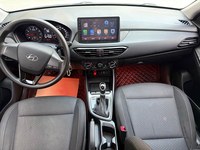 Hyundai Verna 1.6L Berline Familiale Compacte d'Occasion 2018-2025 – Performances Stables, Économie de Carburant, Voiture de Banlieue à Essence
