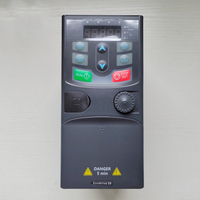 Mini variateur de fréquence compact VFD 0,2-2,2 kW monophasé 220 V et triphasé 380 V avec contrôle SVPWM pour convoyeurs, machines textiles et équipements OEM