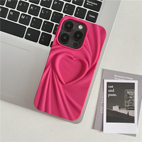 Nouveaux modèles en gros 3D coeur plissé étui de téléphone portable TPU coloré étui de téléphone portable