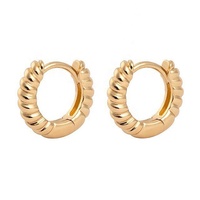 Anting-anting Huggie Chunky Perak 925 dengan Penutup Engsel Hoop Berpilin Gemnel Warna Emas Croissant