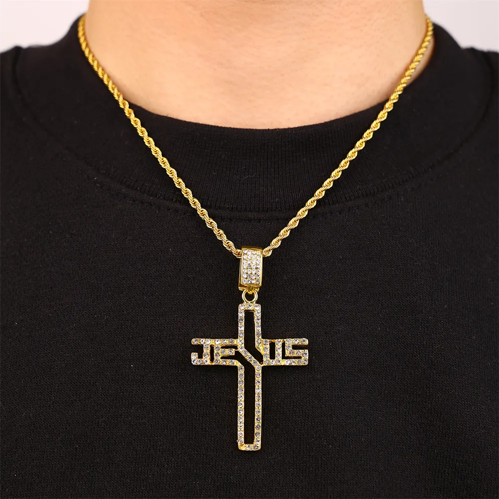 Pingente em forma de cruz Bling CZ Men Boy Hip Hop joia estilo punk a paixão de Jesus