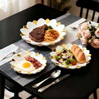 Service de table en céramique élégant en forme de fleur de cerisier avec bordure dorée, assiettes, bols, tasses en porcelaine de luxe, collection de vaisselle pour la maison et les restaurants