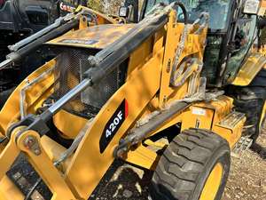 Gebruikte Backhoe Cat 420f Rupsgraafmachine 20ton Tweedehands 90% Nieuwbouwmaterieel Japan Maken Gebruikte Graafmachine - Product Image 4
