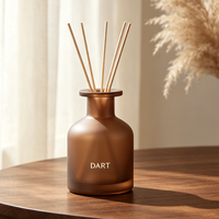 Bouteille diffuseur à roseaux en verre ambré mat dépoli, avec bouchon en liège arrondi de luxe, pour huiles aromatiques et parfums, vente en gros