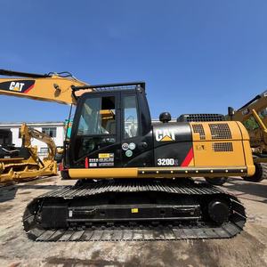 Excavatrice CAT 320D2L avec godet de terrassement d'une capacité de 1,8 m³, poids opérationnel de 20 tonnes, d'occasion - Product Image 2